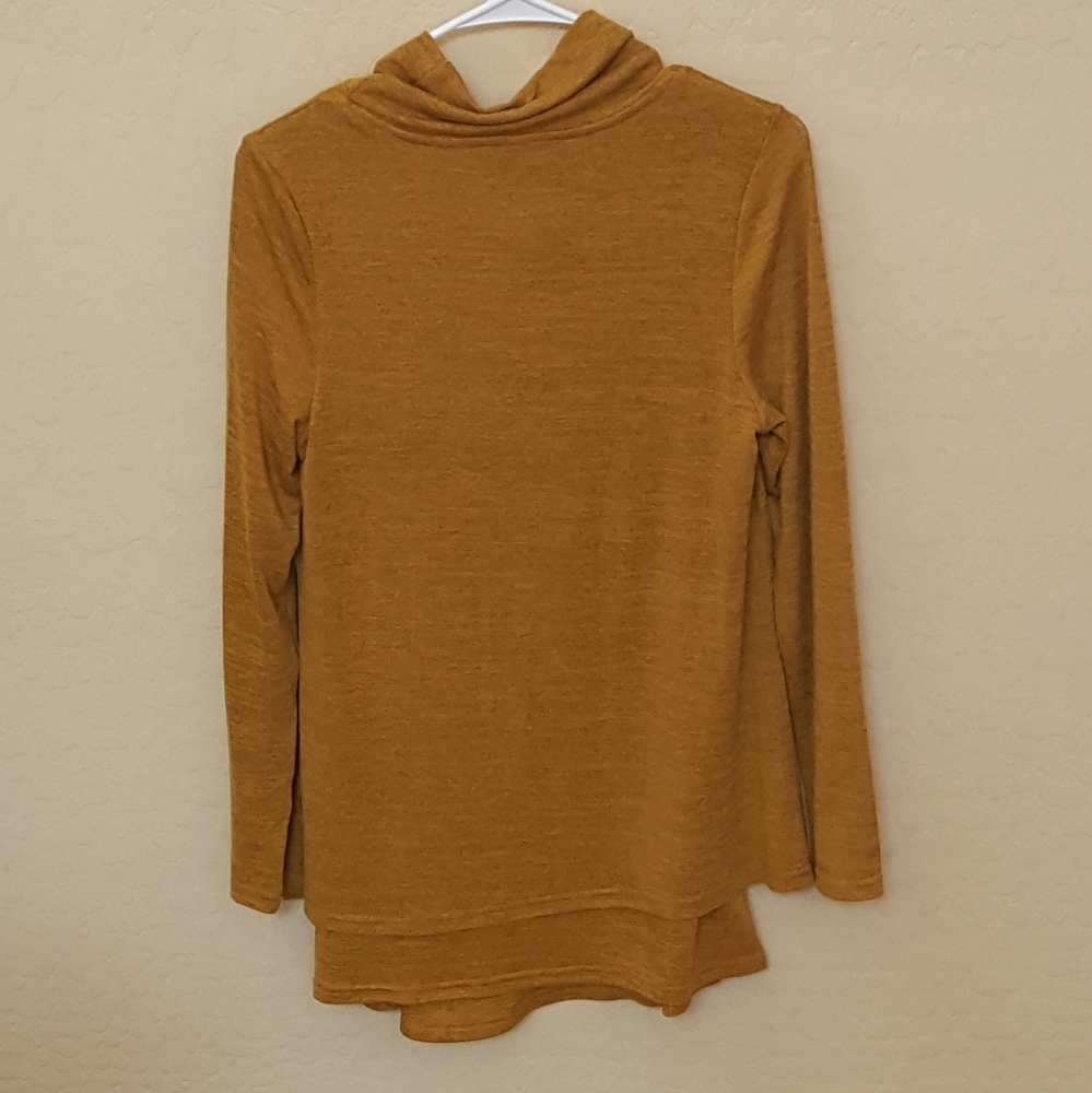 Unknown Brand 100 % Polyester Turtle Neck Tunic M… - image 4